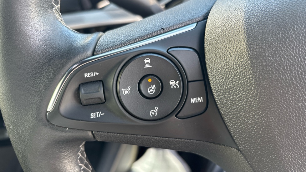 Vauxhall Mokka 100kW Ultimate 50kWh 5dr Auto Electric Hatchback - Image 39