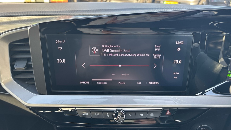 Vauxhall Mokka 100kW Ultimate 50kWh 5dr Auto Electric Hatchback - Image 43