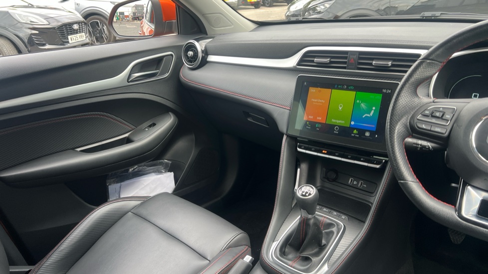 MG ZS 1.5 VTi-TECH Exclusive 5dr Petrol Hatchback - Image 14