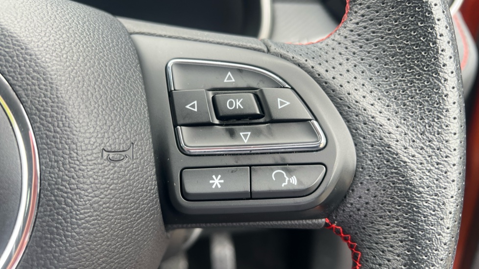MG ZS 1.5 VTi-TECH Exclusive 5dr Petrol Hatchback - Image 22