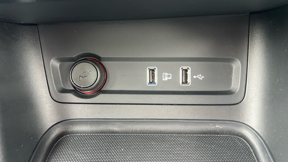 MG ZS 1.5 VTi-TECH Exclusive 5dr Petrol Hatchback - Image 25
