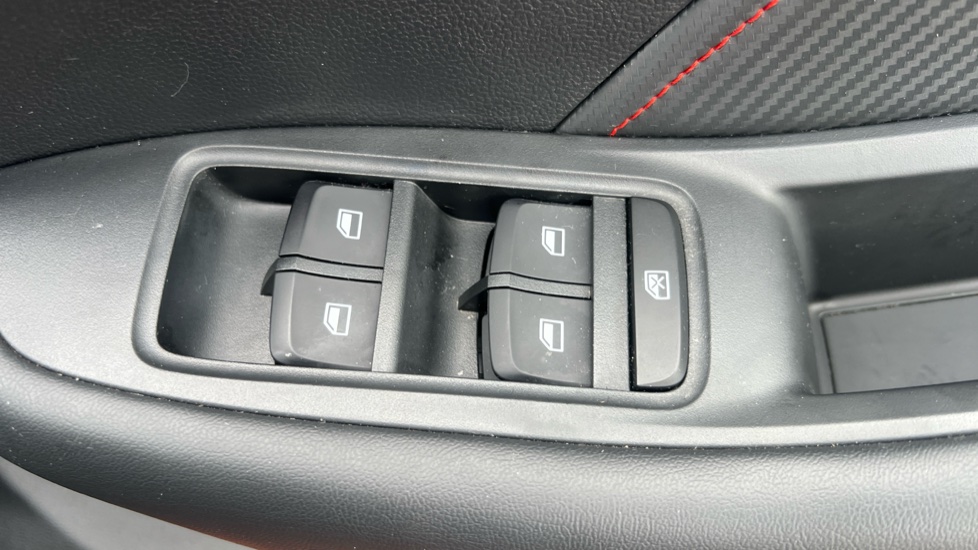 MG ZS 1.5 VTi-TECH Exclusive 5dr Petrol Hatchback - Image 26