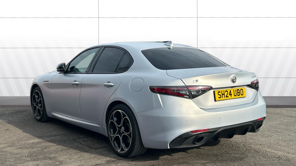 Alfa Romeo Giulia 2.0 Turbo Competizione 4dr Auto Petrol Saloon - Image 2