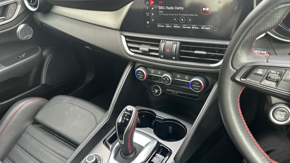 Alfa Romeo Giulia 2.0 Turbo Competizione 4dr Auto Petrol Saloon - Image 14