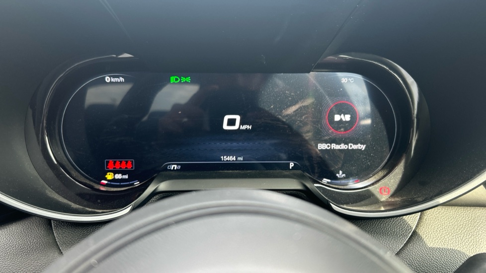 Alfa Romeo Giulia 2.0 Turbo Competizione 4dr Auto Petrol Saloon - Image 18