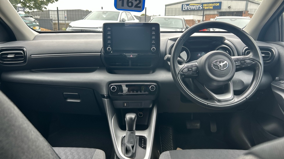 Toyota Yaris 1.5 Hybrid Design 5dr CVT Hybrid Hatchback - Image 10