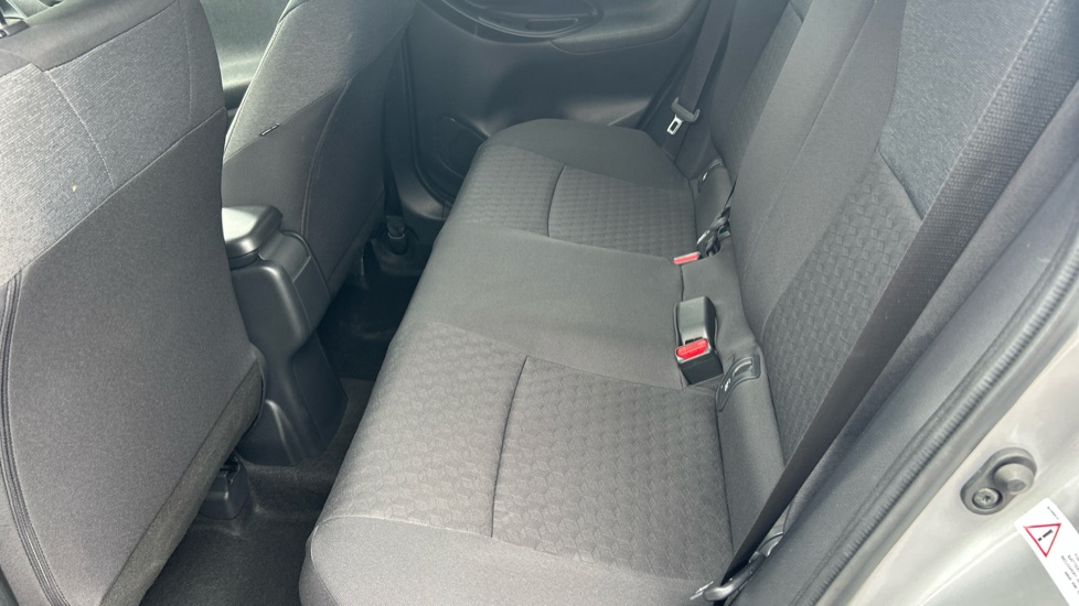 Toyota Yaris 1.5 Hybrid Design 5dr CVT Hybrid Hatchback - Image 16