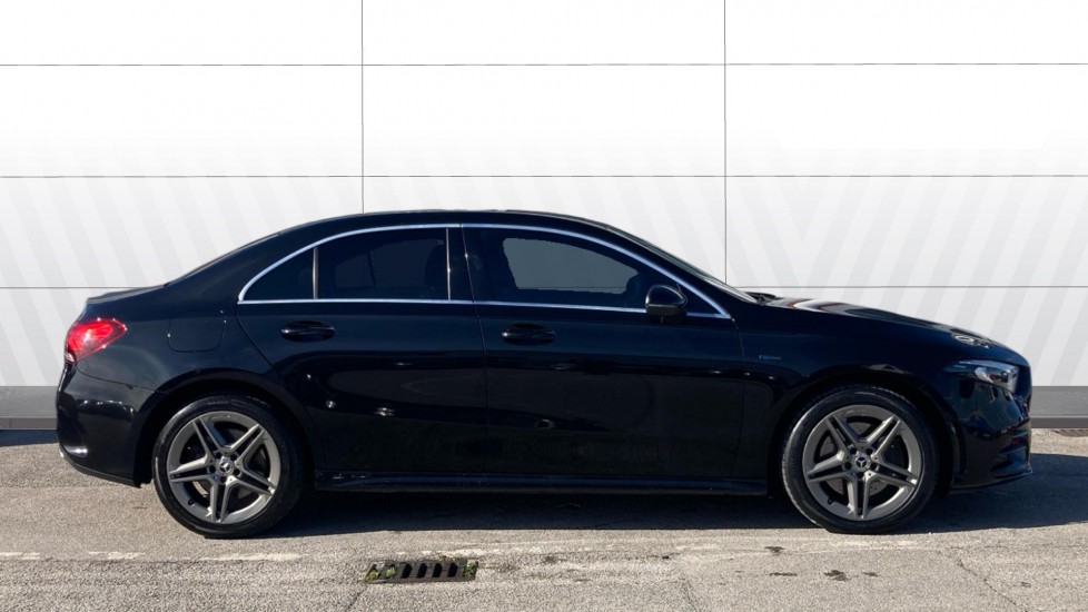 Mercedes-Benz A-Class A250e AMG Line 4dr Auto Saloon - Image 5