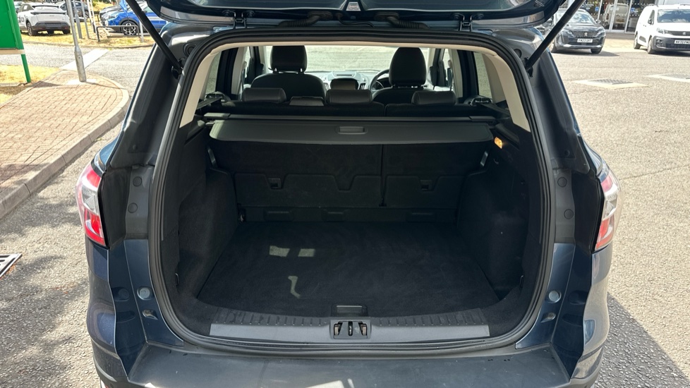 Ford Kuga 2.0 TDCi Titanium 5dr 2WD Diesel Estate - Image 4