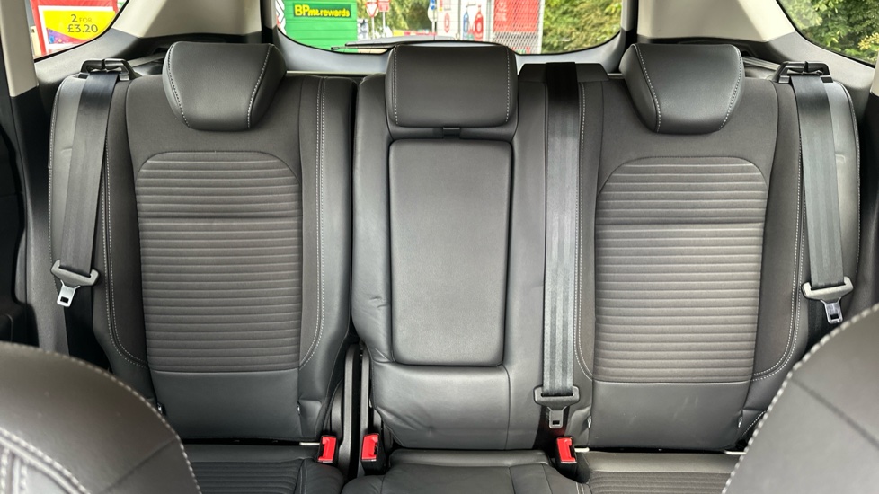 Ford Kuga 2.0 TDCi Titanium 5dr 2WD Diesel Estate - Image 15