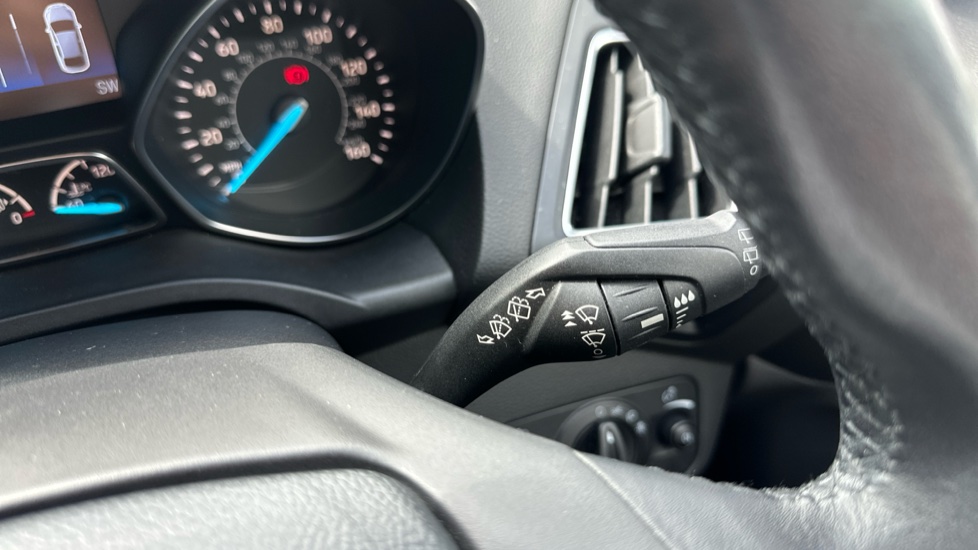 Ford Kuga 2.0 TDCi Titanium 5dr 2WD Diesel Estate - Image 22