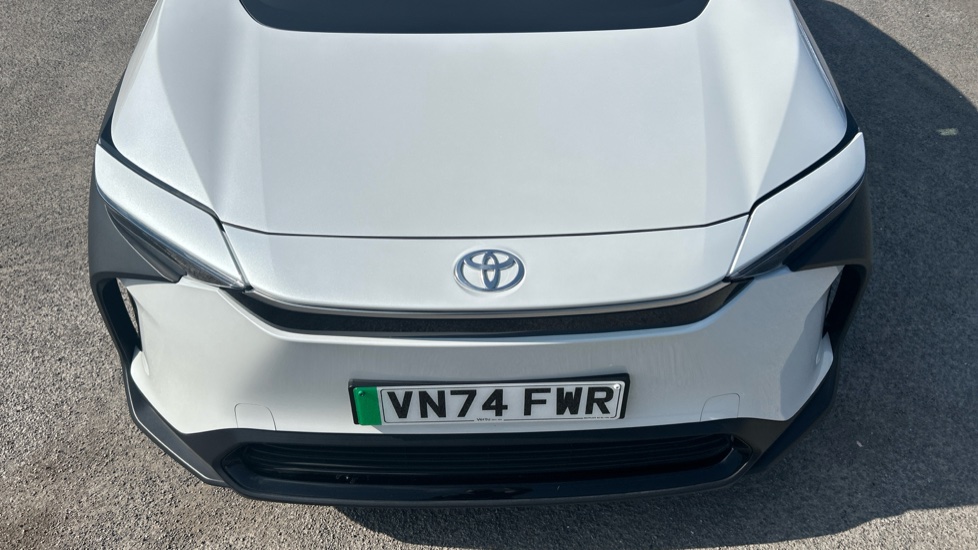 Toyota bZ4X 150kW Pure 71.4kWh 5dr Auto [11kW] Electric Hatchback - Image 8
