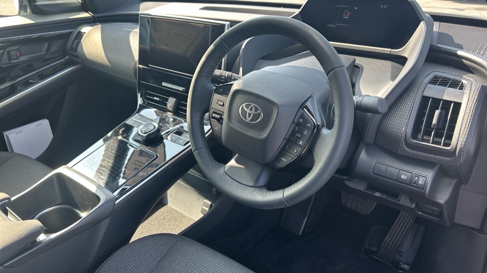 Toyota bZ4X 150kW Pure 71.4kWh 5dr Auto [11kW] Electric Hatchback - Image 11
