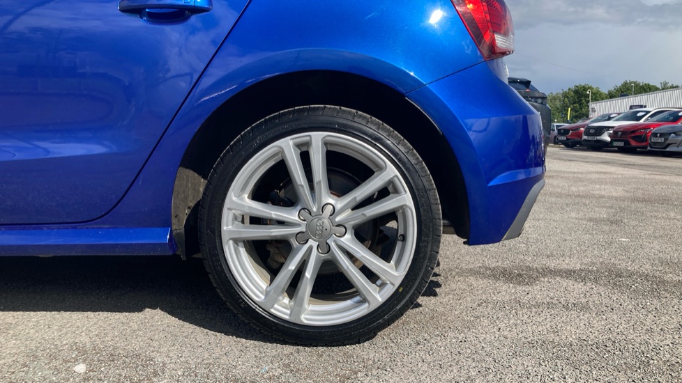 Audi A1 S1 TFSI Quattro 5dr Petrol Hatchback - Image 7