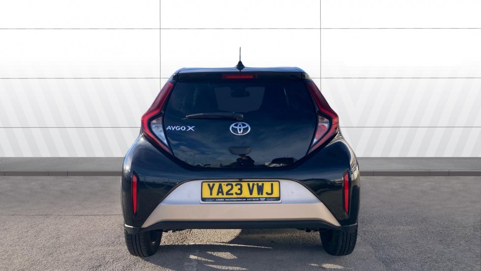 Toyota Aygo X 1.0 VVT-i Edge 5dr Petrol Hatchback - Image 6