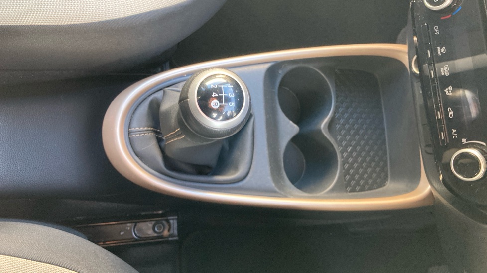 Toyota Aygo X 1.0 VVT-i Edge 5dr Petrol Hatchback - Image 30