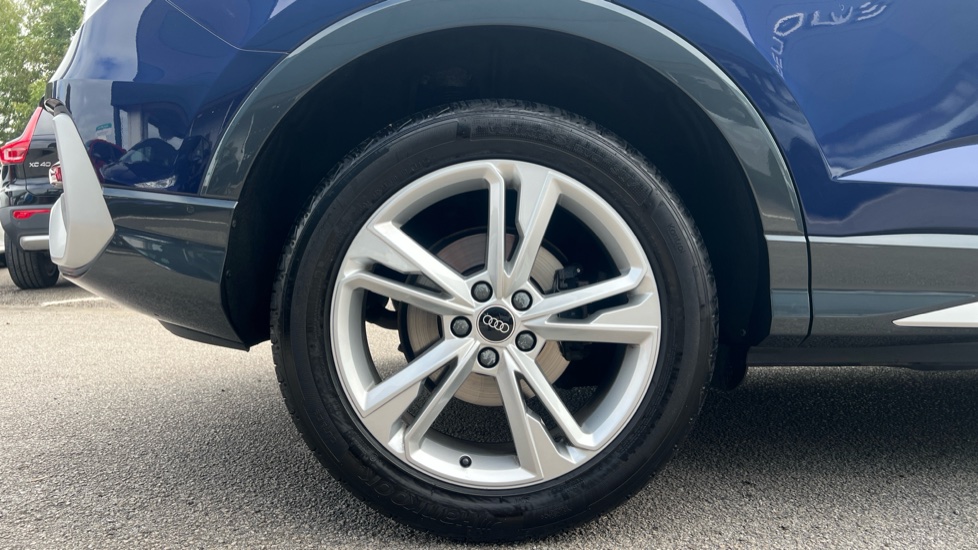 Audi Q3 35 TFSI S Line 5dr Petrol Estate - Image 7