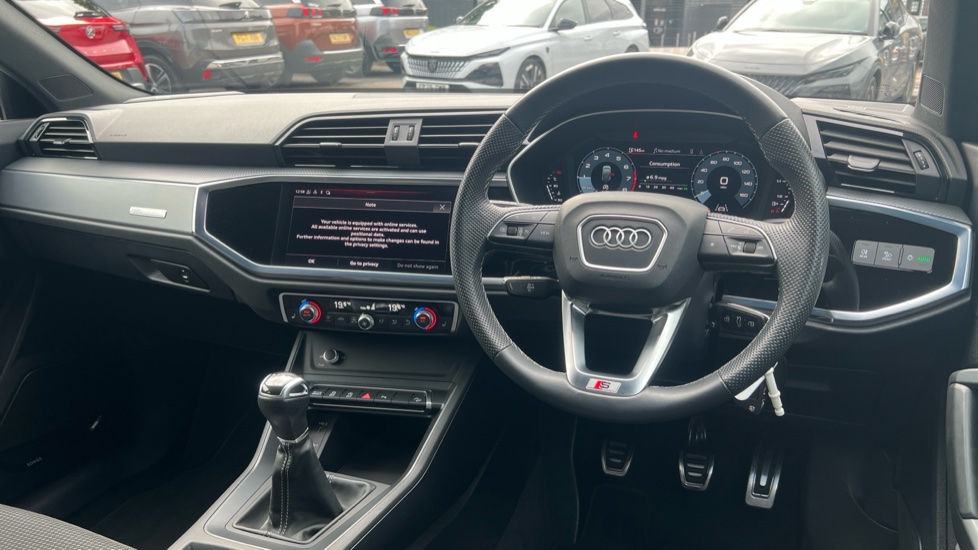 Audi Q3 35 TFSI S Line 5dr Petrol Estate - Image 11