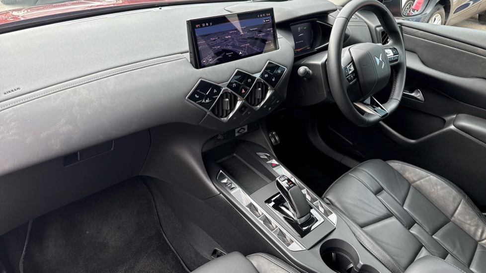 DS 3 Crossback E-Tense 115kW E-TENSE Opera 54kWh 5dr Auto Electric Hatchback - Image 9