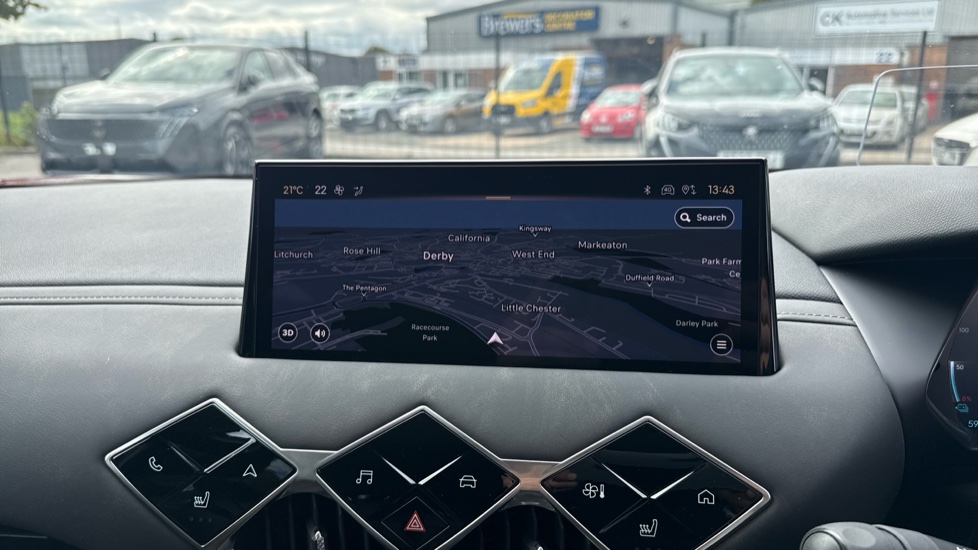 DS 3 Crossback E-Tense 115kW E-TENSE Opera 54kWh 5dr Auto Electric Hatchback - Image 12