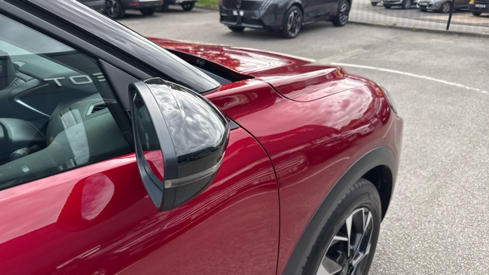 DS 3 Crossback E-Tense 115kW E-TENSE Opera 54kWh 5dr Auto Electric Hatchback - Image 27