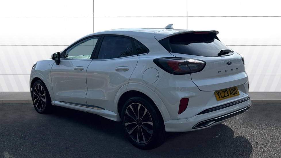 Ford Puma 1.0 EcoBoost Hybr mHEV 155 ST-Line Vignale 5dr DCT Petrol Hatchback - Image 2