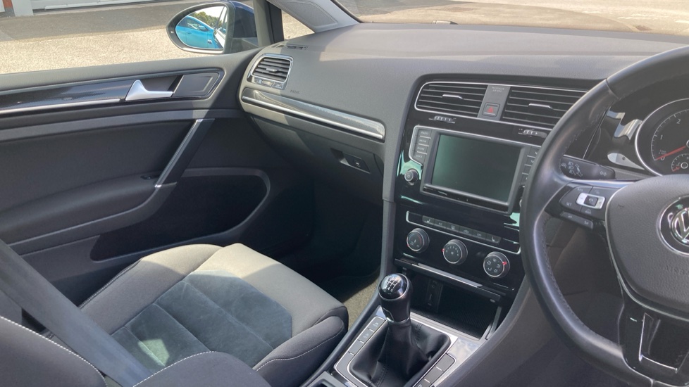 Volkswagen Golf 2.0 TDI GT 5dr Diesel Hatchback - Image 14