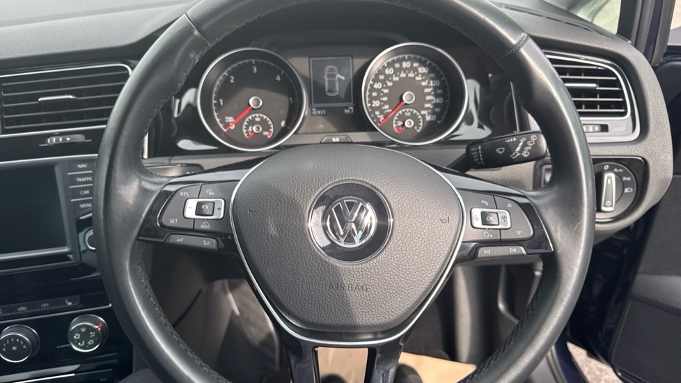 Volkswagen Golf 2.0 TDI GT 5dr Diesel Hatchback - Image 36