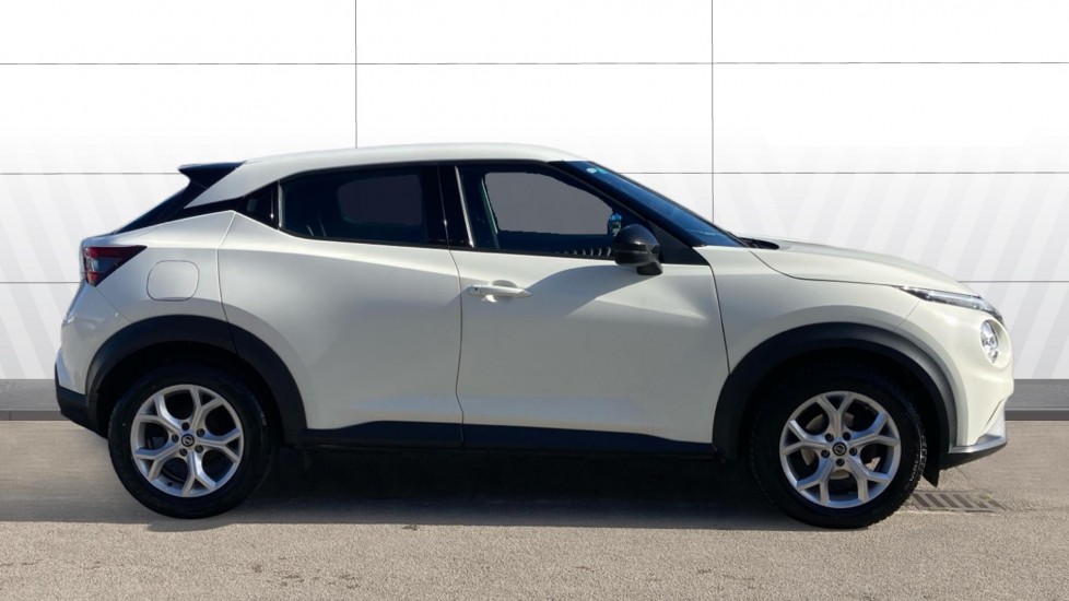 Nissan Juke 1.0 DiG-T Acenta 5dr Petrol Hatchback - Image 5