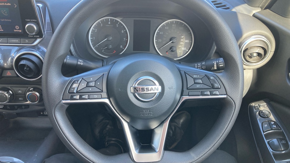 Nissan Juke 1.0 DiG-T Acenta 5dr Petrol Hatchback - Image 21