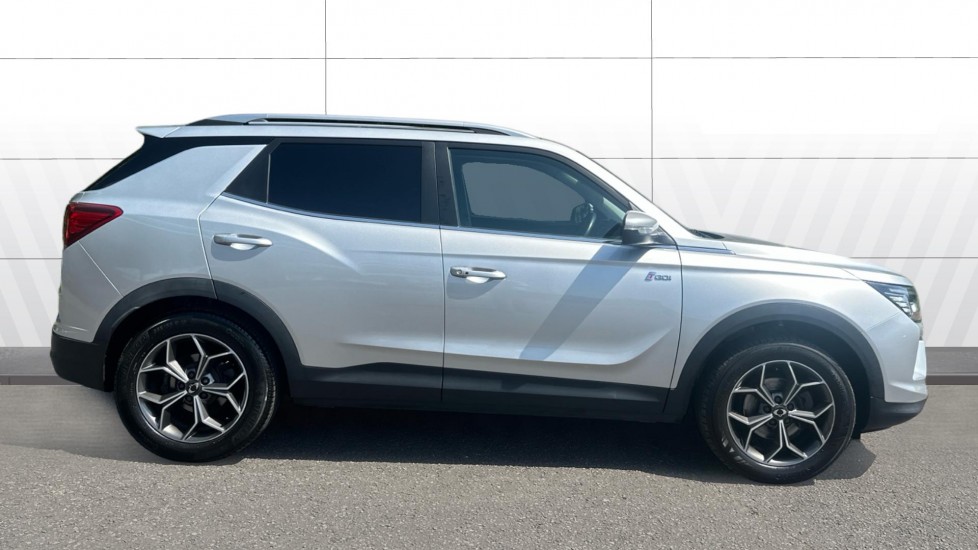 Ssangyong Korando 1.5 Ultimate 5dr Petrol Estate - Image 5