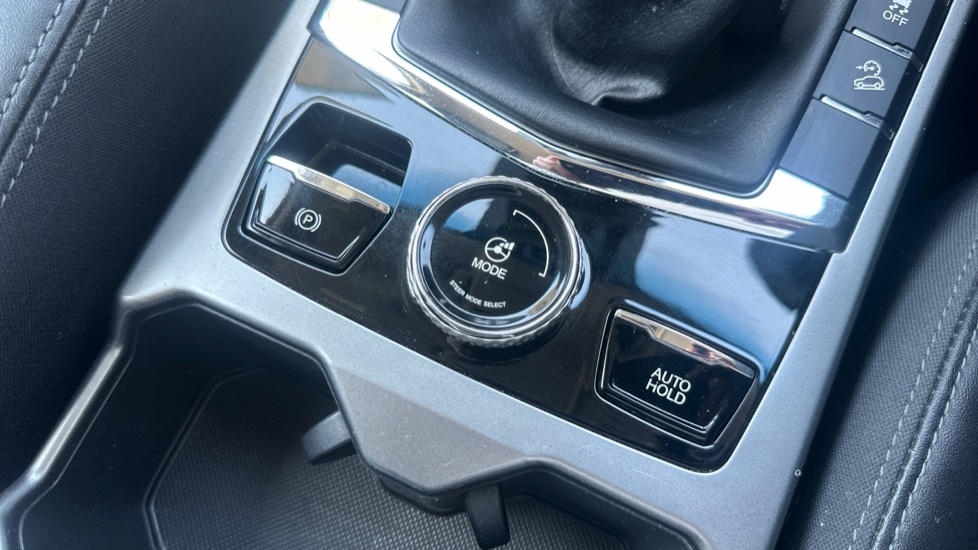 Ssangyong Korando 1.5 Ultimate 5dr Petrol Estate - Image 31