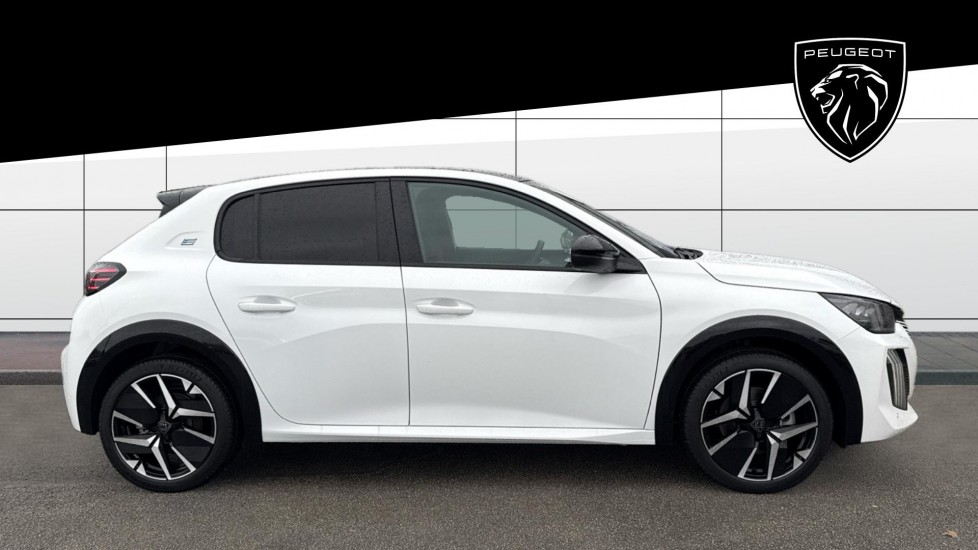 Peugeot 208 115kW GT 51kWh 5dr Auto Electric Hatchback - Image 5