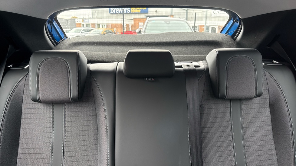 Peugeot 208 100kW Allure Premium 50kWh 5dr Auto Electric Hatchback - Image 15
