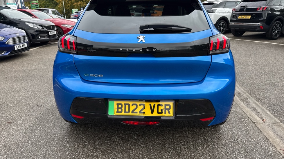 Peugeot 208 100kW Allure Premium 50kWh 5dr Auto Electric Hatchback - Image 23