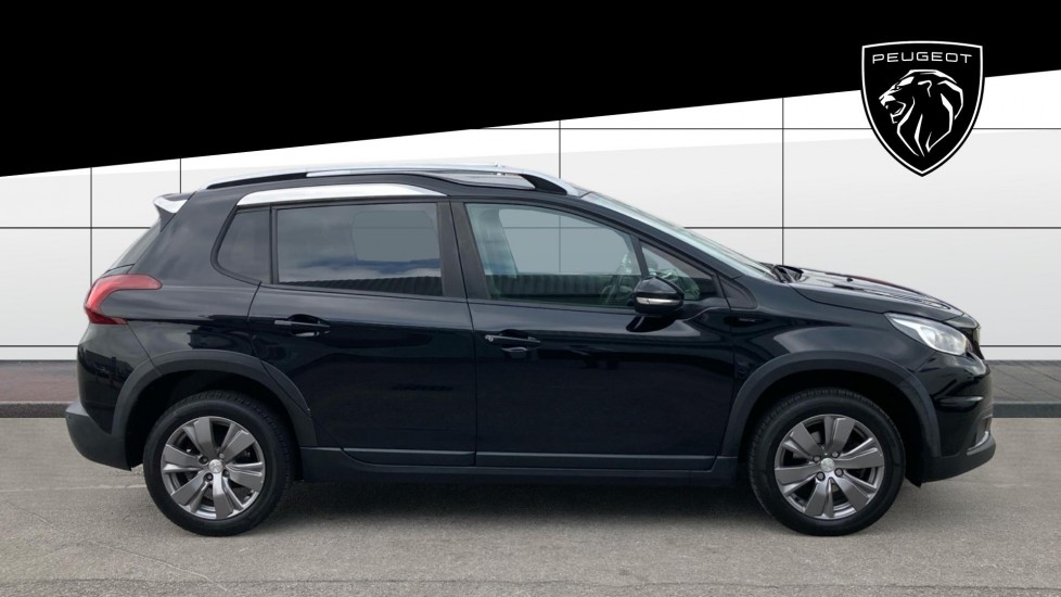 Peugeot 2008 1.2 PureTech Signature 5dr [Start Stop] Petrol Estate - Image 5