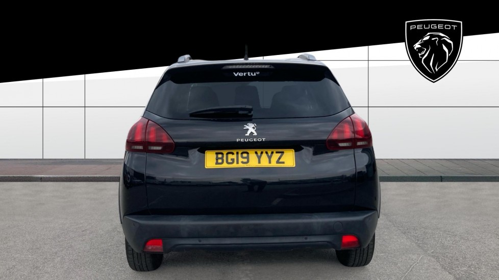 Peugeot 2008 1.2 PureTech Signature 5dr [Start Stop] Petrol Estate - Image 6
