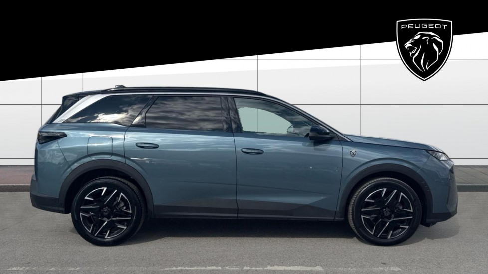 Peugeot 5008 1.2 Hybrid 136 GT 5dr e-DSC6 Petrol Estate - Image 5
