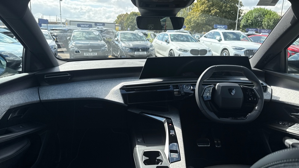 Peugeot 3008 1.2 Hybrid 136 GT 5dr e-DSC6 Petrol Estate - Image 10