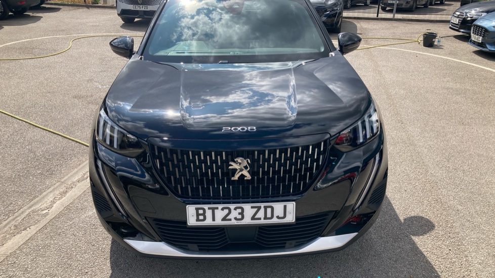 Peugeot 2008 1.2 PureTech 130 GT 5dr EAT8 Petrol Estate - Image 8