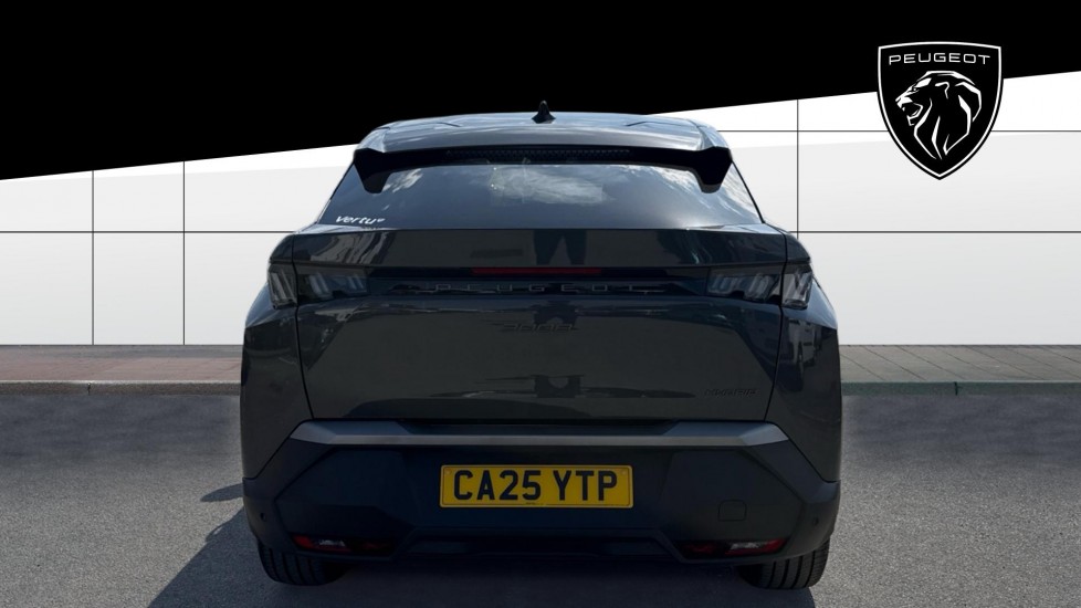 Peugeot 3008 1.2 Hybrid 136 Allure 5dr e-DSC6 Petrol Estate - Image 6