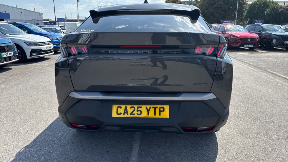 Peugeot 3008 1.2 Hybrid 136 Allure 5dr e-DSC6 Petrol Estate - Image 24