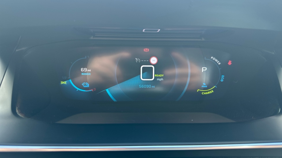Peugeot 2008 100kW GT 50kWh 5dr Auto Electric Estate - Image 18