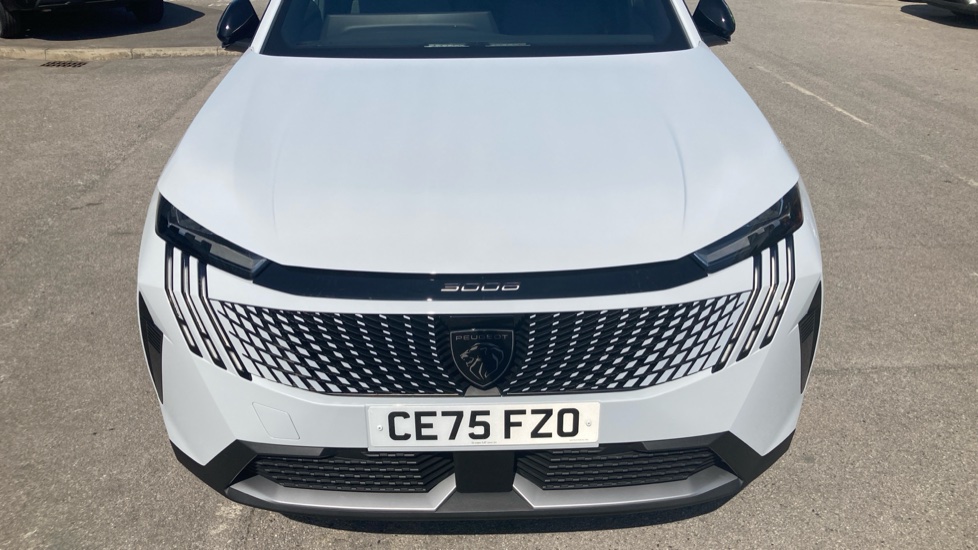 Peugeot 3008 1.2 Hybrid 145 Allure 5dr e-DSC6 Petrol Estate - Image 8
