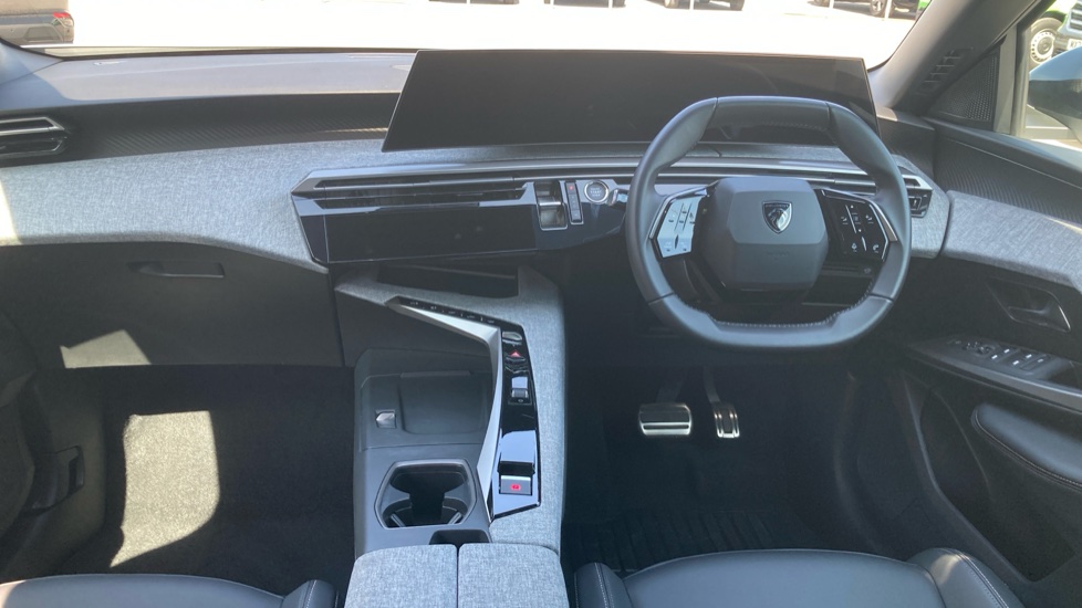 Peugeot 3008 1.2 Hybrid 145 Allure 5dr e-DSC6 Petrol Estate - Image 10