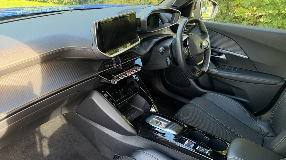 Peugeot 2008 115kW GT 54kWh 5dr Auto Electric Estate - Image 9