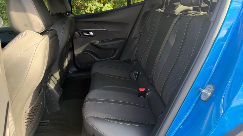 Peugeot 2008 115kW GT 54kWh 5dr Auto Electric Estate - Image 16