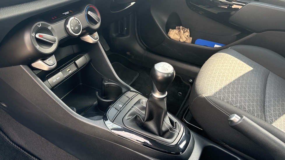 Kia Picanto 1.0 2 5dr [4 seats] Petrol Hatchback - Image 13