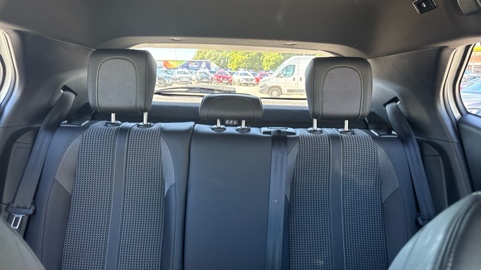 Peugeot 2008 100kW GT 50kWh 5dr Auto Electric Estate - Image 15
