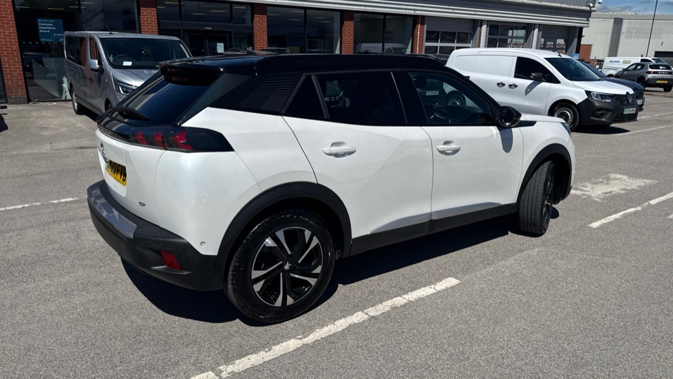 Peugeot 2008 100kW GT 50kWh 5dr Auto Electric Estate - Image 29